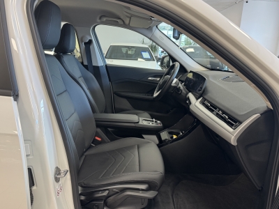 BMW X1 25 e xDrive*LED*Navi*R-Cam*SHZ*KeyLess*CarPlay*