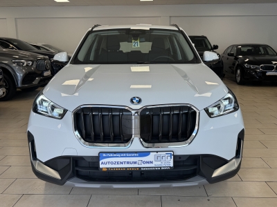 BMW X1 25 e xDrive*LED*Navi*R-Cam*SHZ*KeyLess*CarPlay*