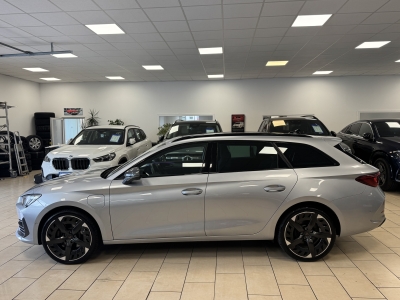 CUPRA Leon e-Hybrid*Pano*Leder*R-Cam*ACC*Navi*CarPlay*