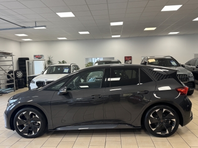 CUPRA Born 150 kW*Cargo-Paket*HUD*R-Cam*ACC*CarPlay*