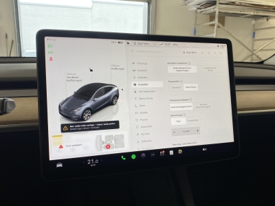 Tesla Model Y Long Range Dual AWD*Pano*R-Cam*Leder*SHZ