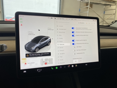 Tesla Model Y Long Range Dual AWD*Pano*R-Cam*Leder*SHZ