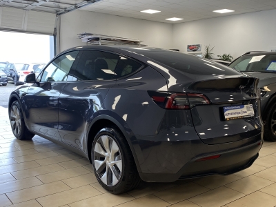 Tesla Model Y Long Range Dual AWD*Pano*R-Cam*Leder*SHZ