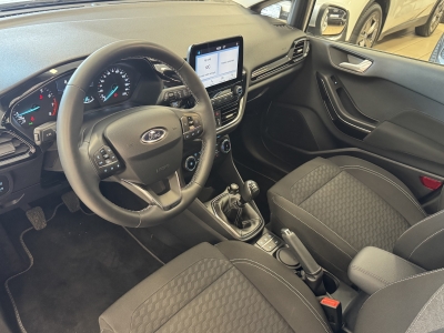 Ford Fiesta Titanium*LED*CarPlay*R-Cam*WinterPac*ACC*