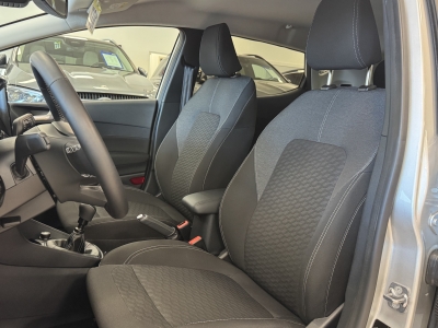 Ford Fiesta Titanium*LED*CarPlay*R-Cam*WinterPac*ACC*