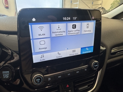 Ford Fiesta Titanium*LED*CarPlay*R-Cam*WinterPac*ACC*