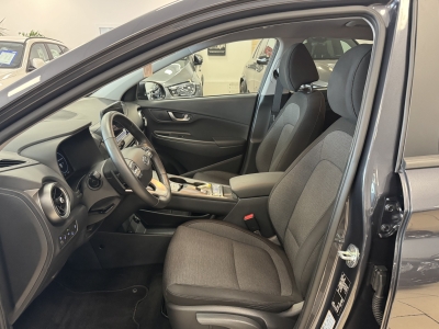 Hyundai KONA Trend 2WD*LED*R-Cam*Navi*CarPlay*SHZ*