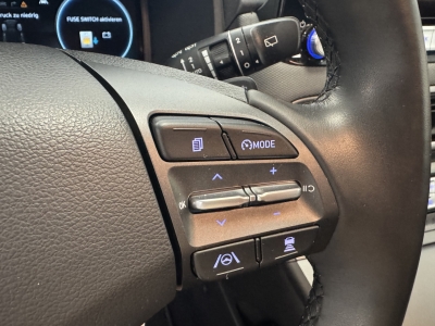 Hyundai KONA Trend 2WD*LED*R-Cam*Navi*CarPlay*SHZ*