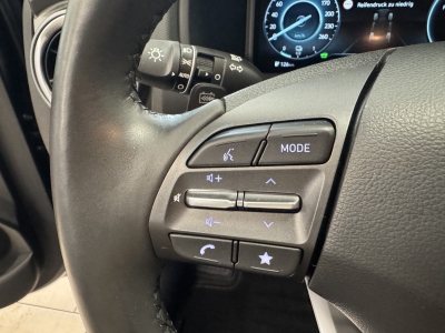 Hyundai KONA Trend 2WD*LED*R-Cam*Navi*CarPlay*SHZ*