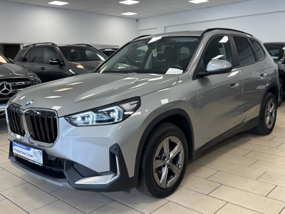 BMW X1 23 d xDrive Pano CurvedDisplay LED HiFi-Sound