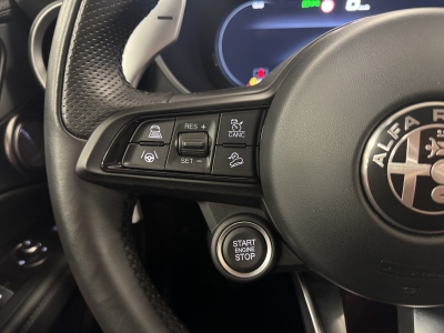 Alfa Romeo Stelvio Veloce*Q4*Sport*Harman/Kardon*Leder*ACC