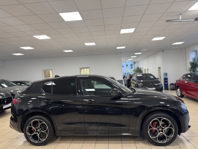 Alfa Romeo Stelvio Veloce*Q4*Sport*Harman/Kardon*Leder*ACC