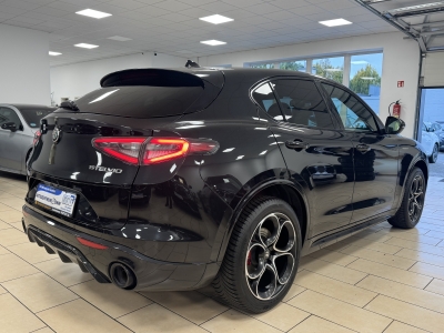 Alfa Romeo Stelvio Veloce*Q4*Sport*Harman/Kardon*Leder*ACC