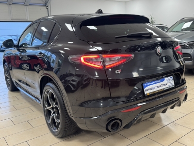 Alfa Romeo Stelvio Veloce*Q4*Sport*Harman/Kardon*Leder*ACC