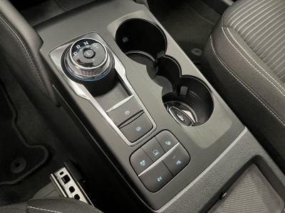 Ford Kuga Plug-In Hybrid Titanium*HUD*LED*Navi*R-Cam*