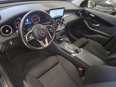 Mercedes-Benz GLC 220 d 4Matic*AHK*LED*Navi*R-Cam*CarPlay*SHZ*