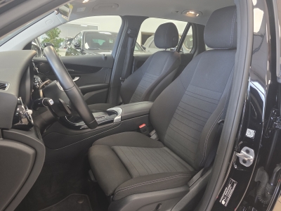 Mercedes-Benz GLC 220 d 4Matic*AHK*LED*Navi*R-Cam*CarPlay*SHZ*