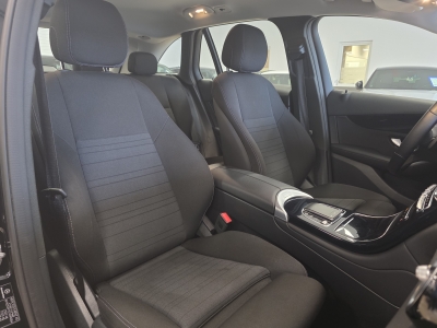 Mercedes-Benz GLC 220 d 4Matic*AHK*LED*Navi*R-Cam*CarPlay*SHZ*