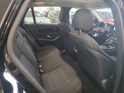 Mercedes-Benz GLC 220 d 4Matic*AHK*LED*Navi*R-Cam*CarPlay*SHZ*