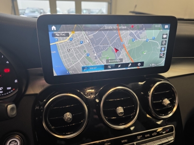 Mercedes-Benz GLC 220 d 4Matic*AHK*LED*Navi*R-Cam*CarPlay*SHZ*