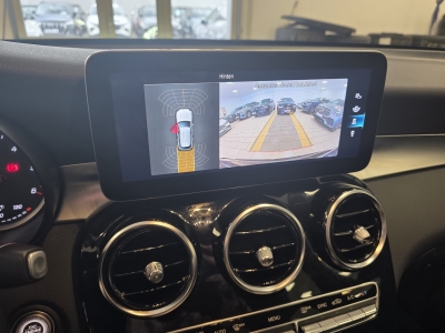 Mercedes-Benz GLC 220 d 4Matic*AHK*LED*Navi*R-Cam*CarPlay*SHZ*