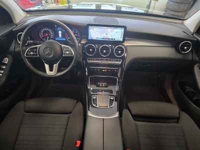 Mercedes-Benz GLC 220 d 4Matic*AHK*LED*Navi*R-Cam*CarPlay*SHZ*