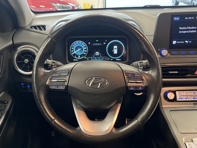 Hyundai KONA Select dig.Cockpit ACC R.Cam SHZ SOH:100%