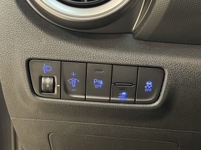 Hyundai KONA Select dig.Cockpit ACC R.Cam SHZ SOH:100%