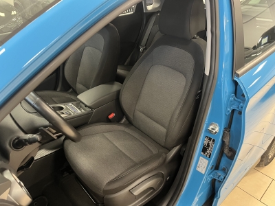 Hyundai KONA Select Elektro 2WD*CarPlay*R-Cam*AHK*DAB*SH
