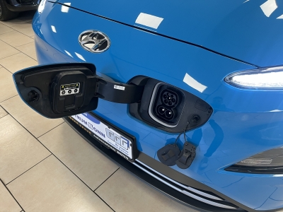 Hyundai KONA Select Elektro 2WD*CarPlay*R-Cam*AHK*DAB*SH