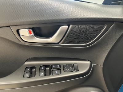Hyundai KONA Select Elektro 2WD*CarPlay*R-Cam*AHK*DAB*SH