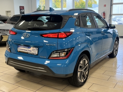 Hyundai KONA Select Elektro 2WD*CarPlay*R-Cam*AHK*DAB*SH