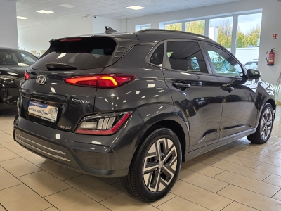 Hyundai KONA Trend*Elektro*2WD*Carplay*LED*RCam*Navi*SHZ