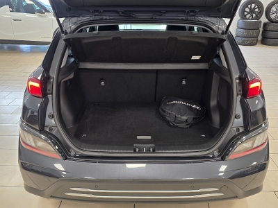 Hyundai KONA Trend*Elektro*2WD*Carplay*LED*RCam*Navi*SHZ