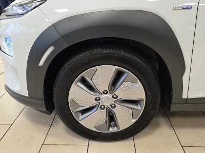 Hyundai KONA Style Elektro 2WD*Navi*CarPlay*R-Cam*PDC*SH