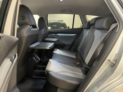 Skoda Enyaq 60 Loft LED digCockpit Navi SHZ PDC ACC