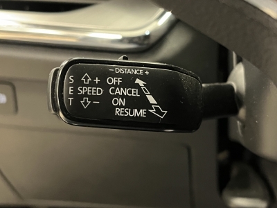 Skoda Enyaq 60 Loft LED digCockpit Navi SHZ PDC ACC