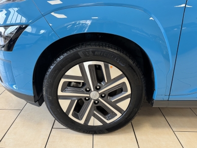 Hyundai KONA Elektro 2WD*R-Cam*CarPlay*Spurhalte*1-Hand*