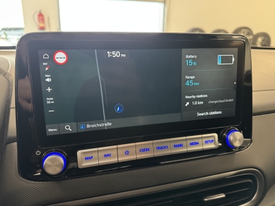 Hyundai KONA Trend*2WD*CarPlay*LED*RCam*Navi*SHZ*SOH100%