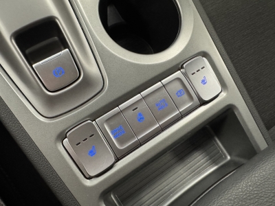 Hyundai KONA Trend*2WD*CarPlay*LED*RCam*Navi*SHZ*SOH100%