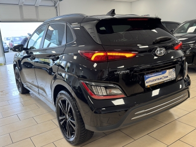 Hyundai KONA Trend*2WD*CarPlay*LED*RCam*Navi*SHZ*SOH100%