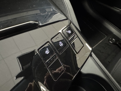 Kia Sportage Spirit Plug-in Hybrid 4WD*LED*R-Cam*Navi*