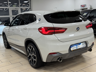 BMW X2 sDrive 20 i M Sport X*HUD*LED*NAVI*PDC*ACC*