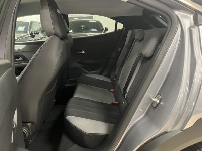 Opel Mokka Elegance CarPlay*Navi*R-Cam*SHZ*W-Paket*1H