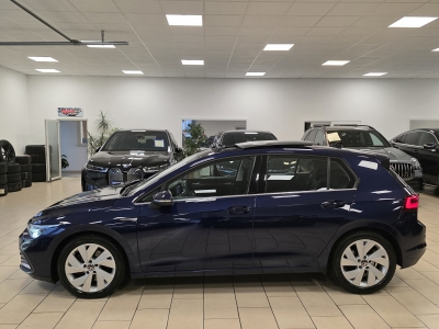 VW Golf Style eTSI*1stEDITION*Pano*LED*Navi*CarPlay*