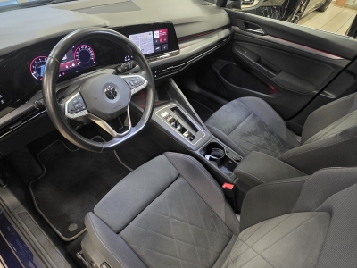 VW Golf Style eTSI*1stEDITION*Pano*LED*Navi*CarPlay*