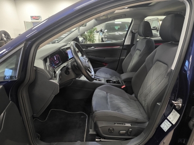 VW Golf Style eTSI*1stEDITION*Pano*LED*Navi*CarPlay*