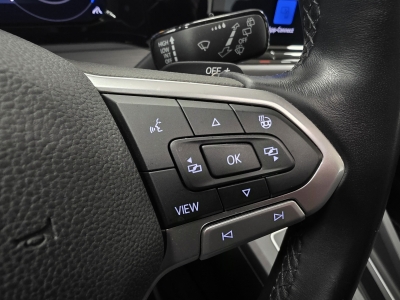 VW Golf Style eTSI*1stEDITION*Pano*LED*Navi*CarPlay*