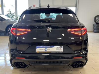 Alfa Romeo Stelvio Quadrifoglio Pano*Memory*R-Cam*AWD*1Hand