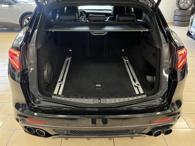 Alfa Romeo Stelvio Quadrifoglio Pano*Memory*R-Cam*AWD*1Hand